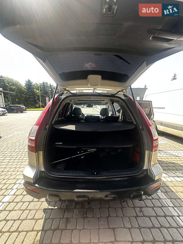 Внедорожник / Кроссовер Honda CR-V 2007 в Ивано-Франковске