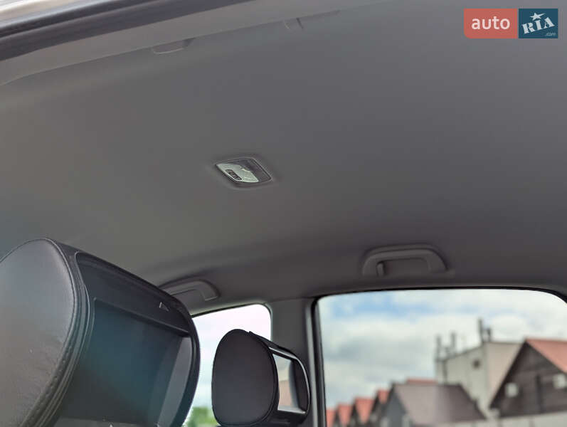 Внедорожник / Кроссовер Honda CR-V 2012 в Виннице