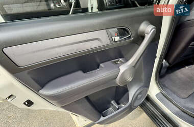 Позашляховик / Кросовер Honda CR-V 2008 в 