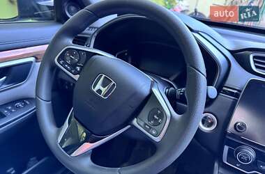 Внедорожник / Кроссовер Honda CR-V 2018 в 