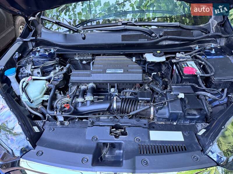 Внедорожник / Кроссовер Honda CR-V 2018 в Одессе фото 35 Внедорожник / Кроссовер Honda CR-V 2018 в Одессе