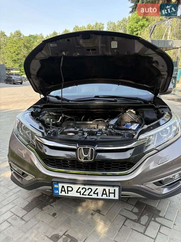 Внедорожник / Кроссовер Honda CR-V 2015 в Запорожье