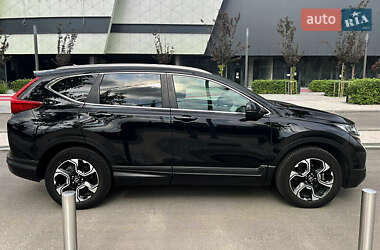 Внедорожник / Кроссовер Honda CR-V 2018 в Хмельницком