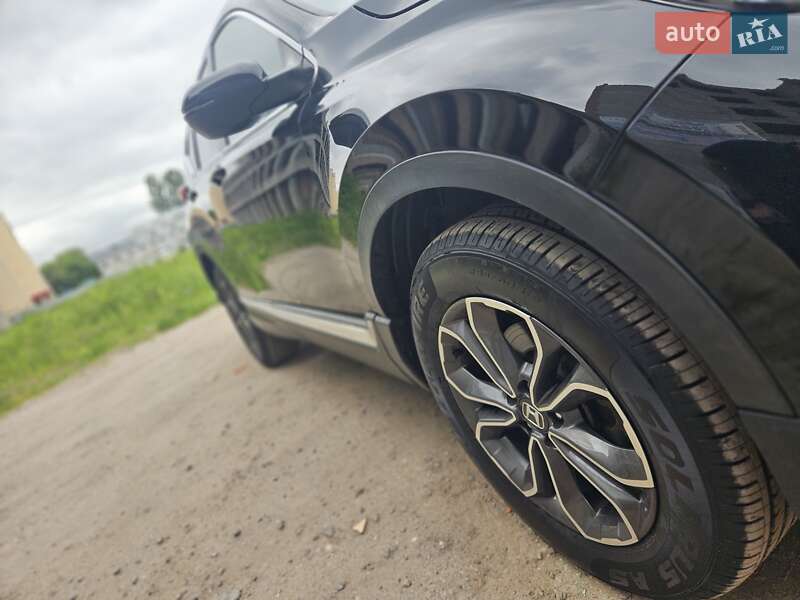 Позашляховик / Кросовер Honda CR-V 2020 в Тернополі