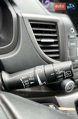 Внедорожник / Кроссовер Honda CR-V 2014 в 