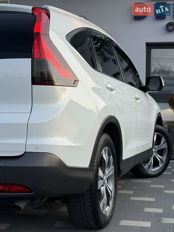Внедорожник / Кроссовер Honda CR-V 2014 в Львове