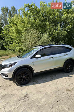 Внедорожник / Кроссовер Honda CR-V 2016 в Харькове