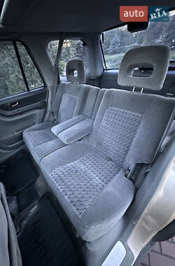 Внедорожник / Кроссовер Honda CR-V 2001 в 