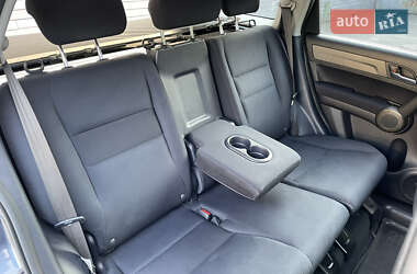 Внедорожник / Кроссовер Honda CR-V 2011 в 