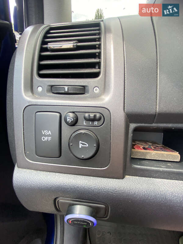 Позашляховик / Кросовер Honda CR-V 2009 в Києві