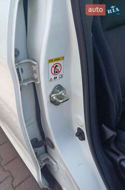 Внедорожник / Кроссовер Honda CR-V 2013 в 