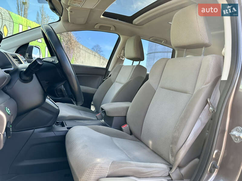 Позашляховик / Кросовер Honda CR-V 2012 в Києві