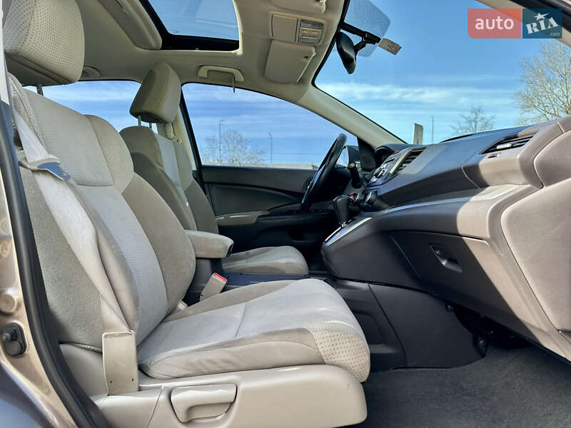 Позашляховик / Кросовер Honda CR-V 2012 в Києві