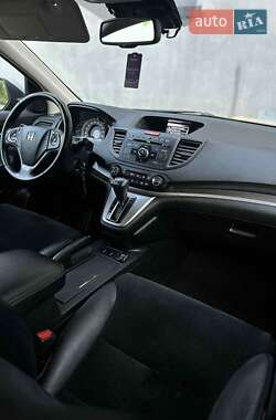 Внедорожник / Кроссовер Honda CR-V 2013 в 