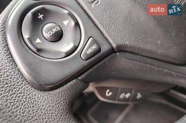 Внедорожник / Кроссовер Honda CR-V 2014 в 