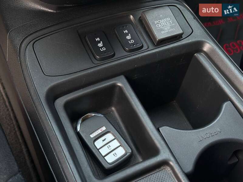 Внедорожник / Кроссовер Honda CR-V 2015 в Харькове