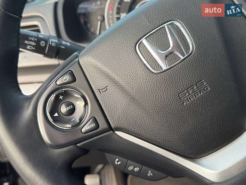 Внедорожник / Кроссовер Honda CR-V 2015 в Харькове