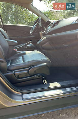 Внедорожник / Кроссовер Honda CR-V 2013 в 