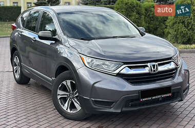Позашляховик / Кросовер Honda CR-V 2017 в 