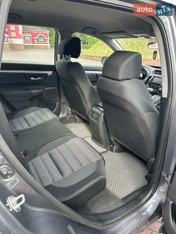 Внедорожник / Кроссовер Honda CR-V 2017 в Днепре