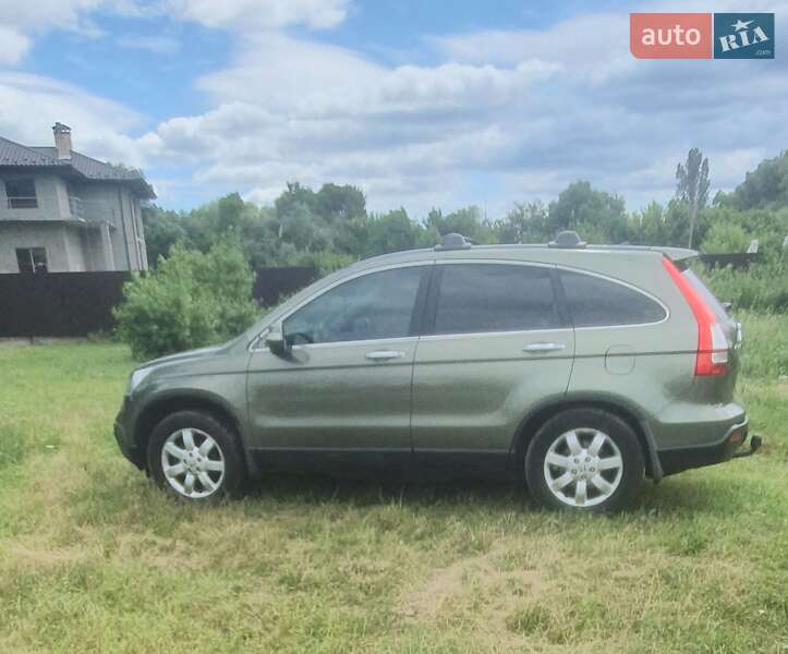 Внедорожник / Кроссовер Honda CR-V 2007 в Киеве
