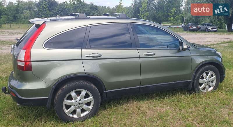 Внедорожник / Кроссовер Honda CR-V 2007 в Киеве
