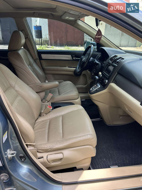 Позашляховик / Кросовер Honda CR-V 2010 в Житомирі