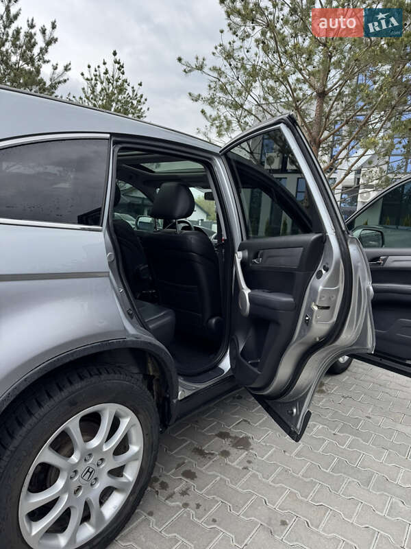 Внедорожник / Кроссовер Honda CR-V 2007 в Ровно