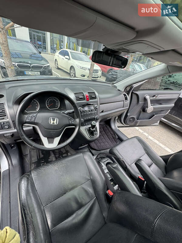 Внедорожник / Кроссовер Honda CR-V 2007 в Ровно