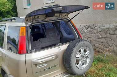 Внедорожник / Кроссовер Honda CR-V 2000 в 