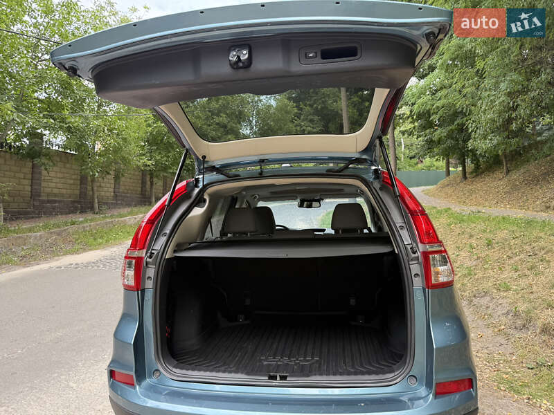 Внедорожник / Кроссовер Honda CR-V 2016 в Киеве