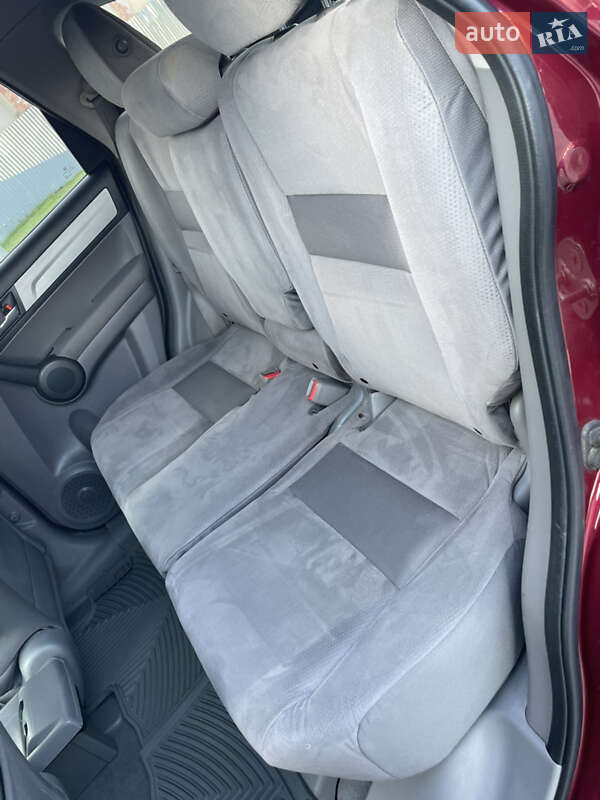 Внедорожник / Кроссовер Honda CR-V 2010 в Меденичах