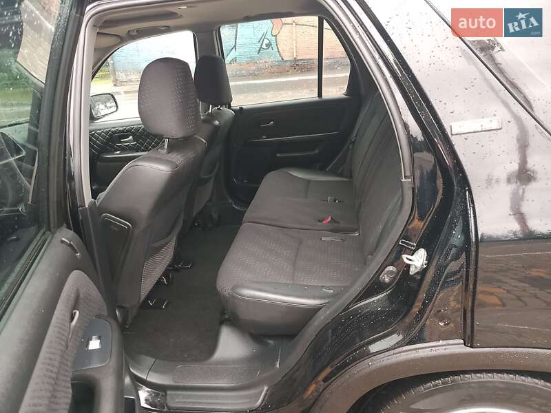 Внедорожник / Кроссовер Honda CR-V 2004 в Луцке