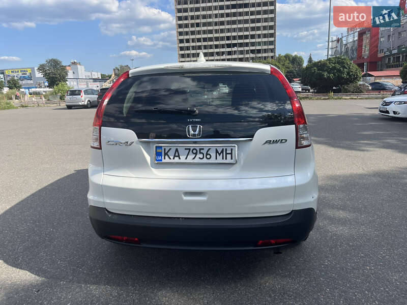Позашляховик / Кросовер Honda CR-V 2013 в Києві