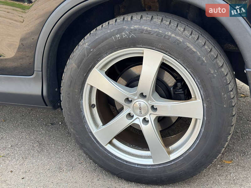 Внедорожник / Кроссовер Honda CR-V 2016 в Полтаве