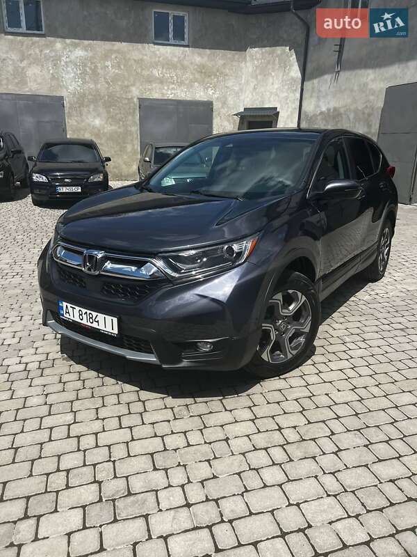 Внедорожник / Кроссовер Honda CR-V 2018 в 