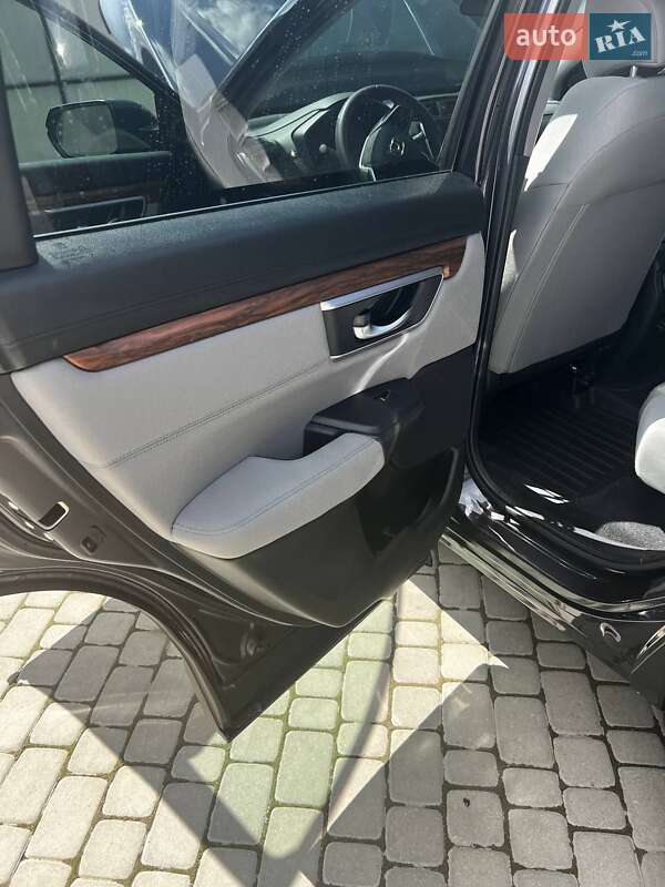 Позашляховик / Кросовер Honda CR-V 2018 в Івано-Франківську