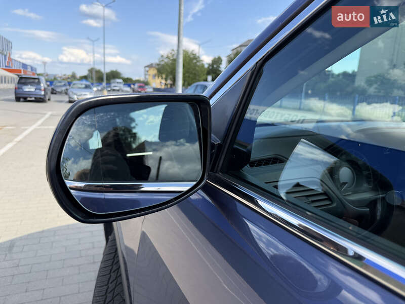 Внедорожник / Кроссовер Honda CR-V 2014 в Долине