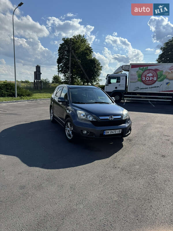 Внедорожник / Кроссовер Honda CR-V 2007 в Дубно