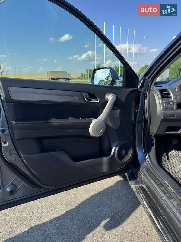 Внедорожник / Кроссовер Honda CR-V 2007 в Дубно