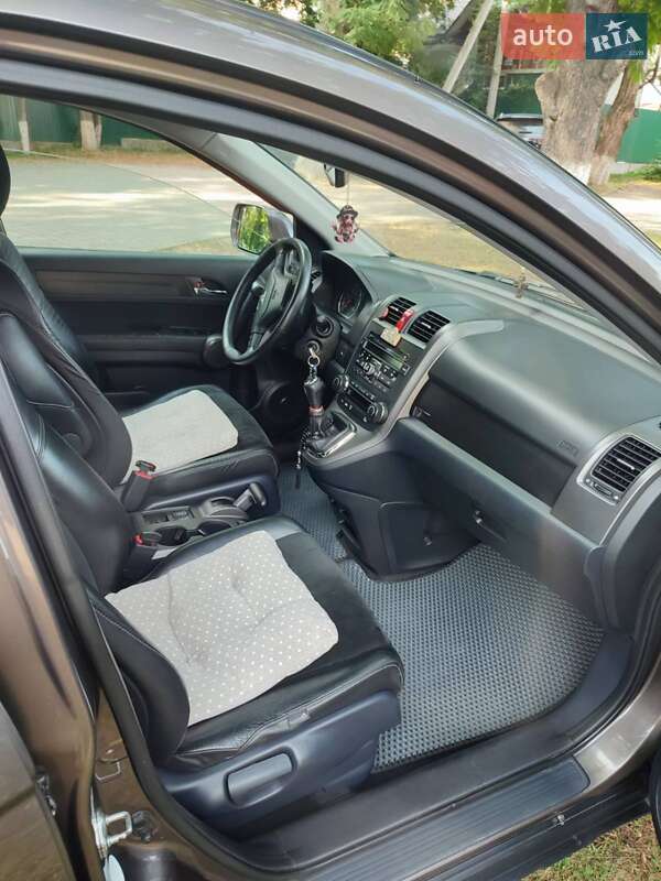Внедорожник / Кроссовер Honda CR-V 2011 в Залещиках