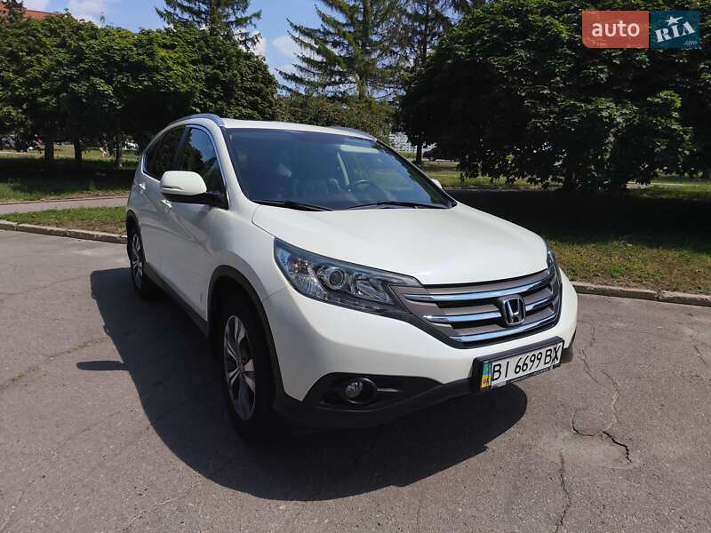 Позашляховик / Кросовер Honda CR-V 2013 в Полтаві