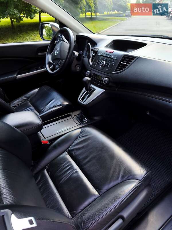 Позашляховик / Кросовер Honda CR-V 2013 в Полтаві
