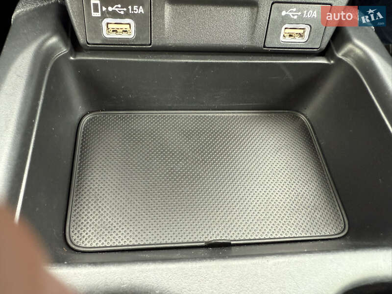 Внедорожник / Кроссовер Honda CR-V 2022 в Киеве