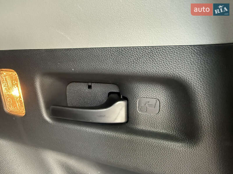 Внедорожник / Кроссовер Honda CR-V 2022 в Киеве