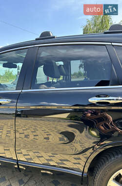 Внедорожник / Кроссовер Honda CR-V 2011 в 