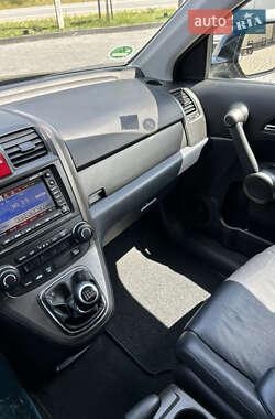Внедорожник / Кроссовер Honda CR-V 2011 в 