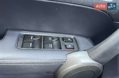 Внедорожник / Кроссовер Honda CR-V 2011 в 