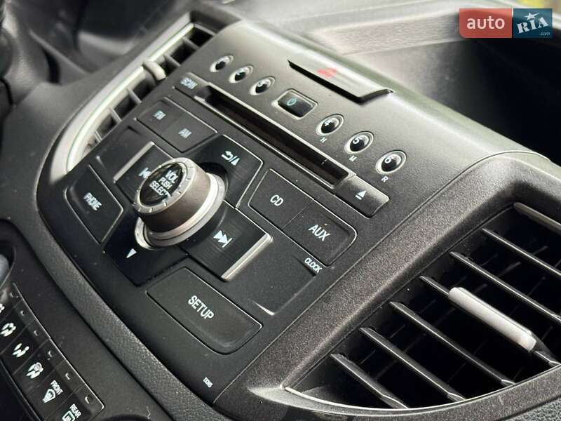 Внедорожник / Кроссовер Honda CR-V 2013 в Ахтырке