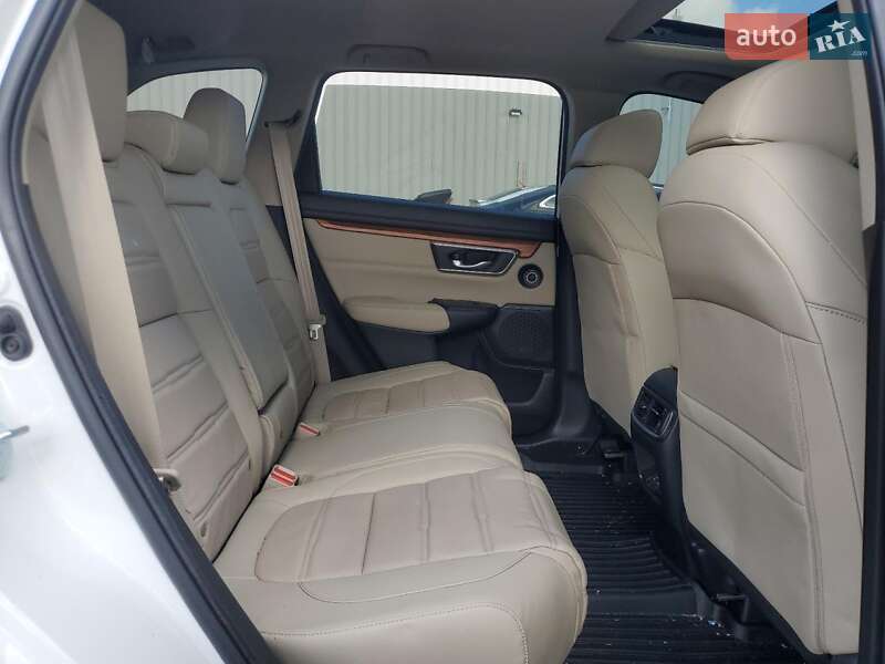 Внедорожник / Кроссовер Honda CR-V 2021 в Ровно
